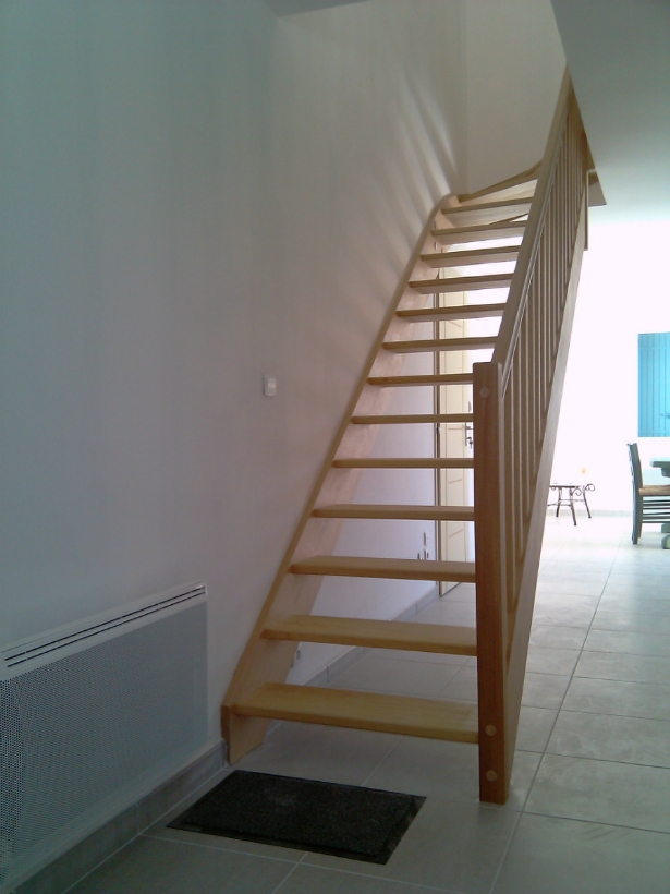 Dachary Escalier Gironde Decoupe Pour Passage De Porte