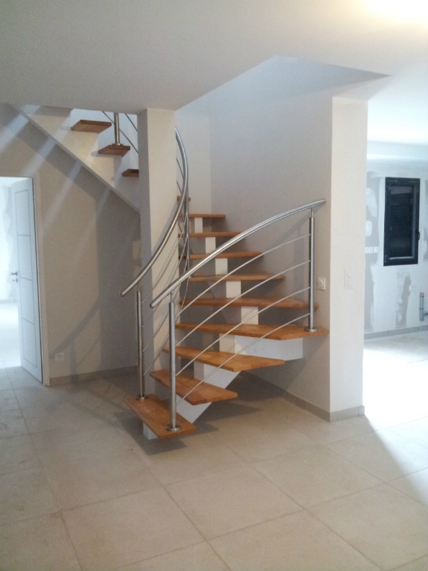 Dachary Escalier Gironde Ref T21 1