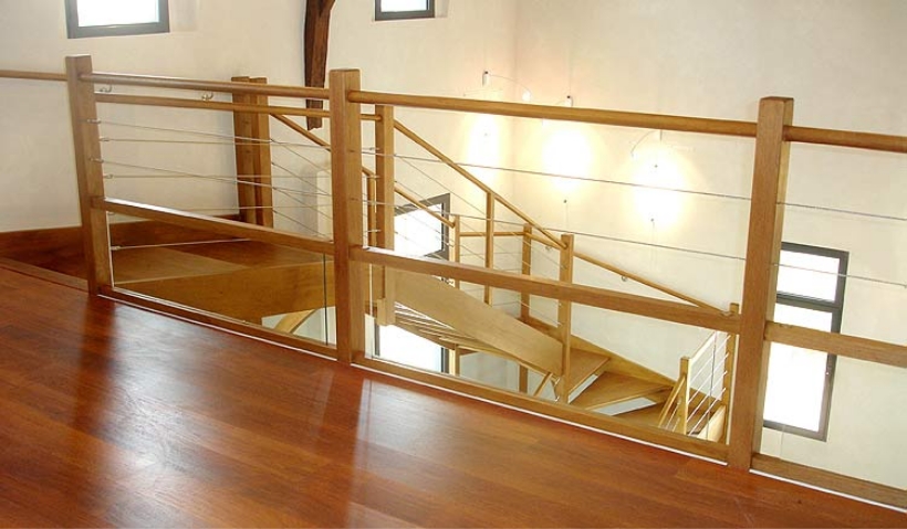 Dachary Escalier Gironde Ref T24