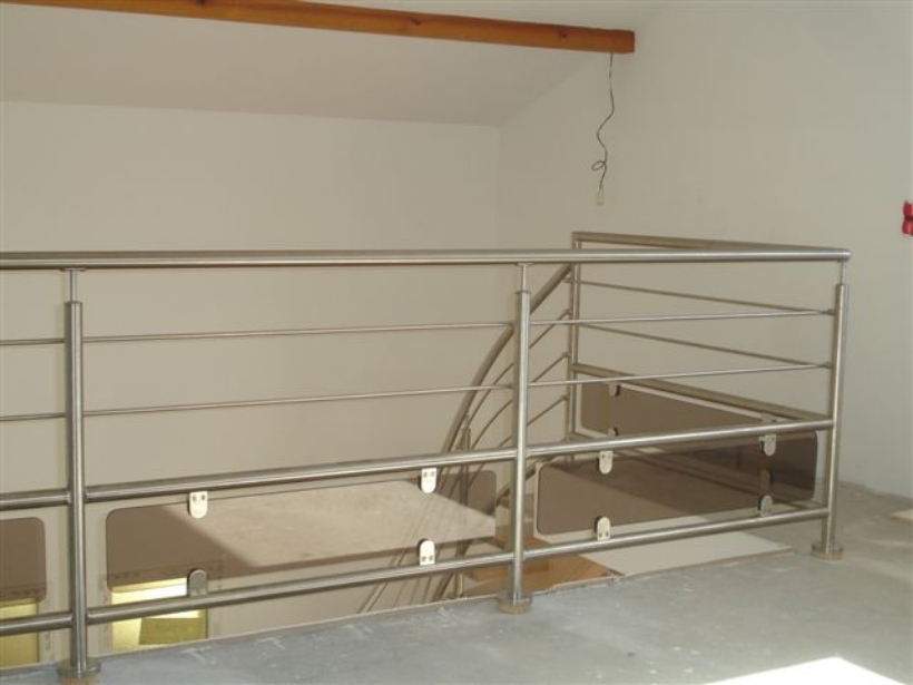 Dachary Escalier Gironde Ref T18