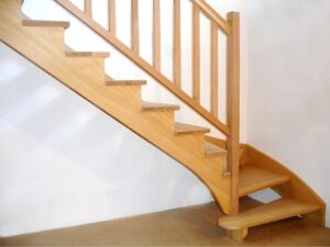 Dachary Escalier Gironde Cremaillere Interieur Marche De Depart Arrondie