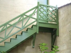 Dachary Escalier Gironde Escalier A Croix De Saint Andre