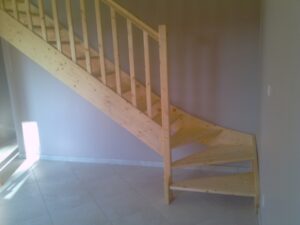 Dachary Escalier Gironde Ref C16