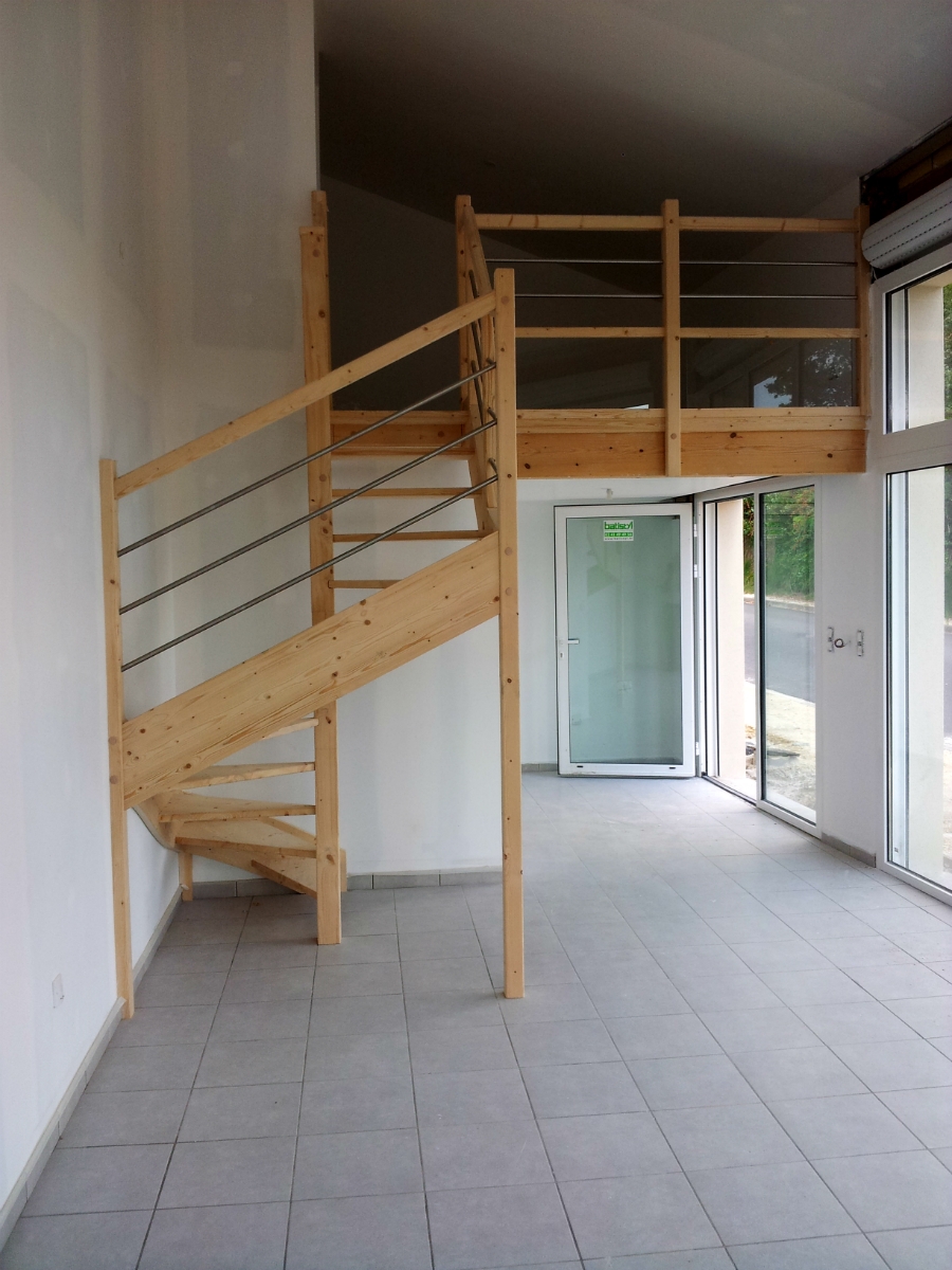 Dachary Escalier Gironde Dachary Escalier Gironde Ref T18 1